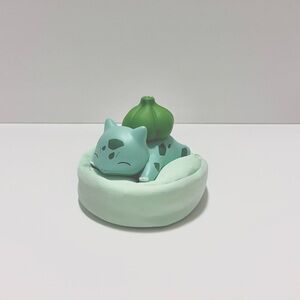 Pokemon Sleeping Bulbasaur Bean Bag Figure Toy Desk Buddie Cute